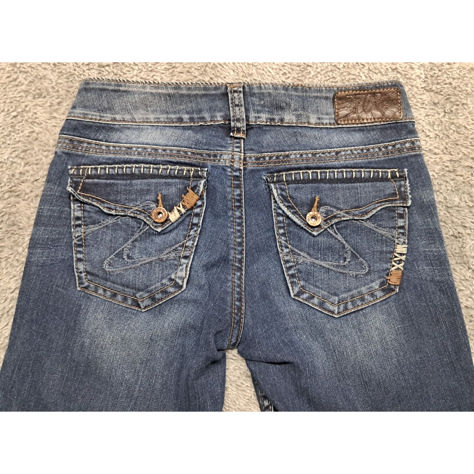 Silver Jeans Womens 28x32 Suki Surplus Bootcut Denim Blue Western Pockets Flap